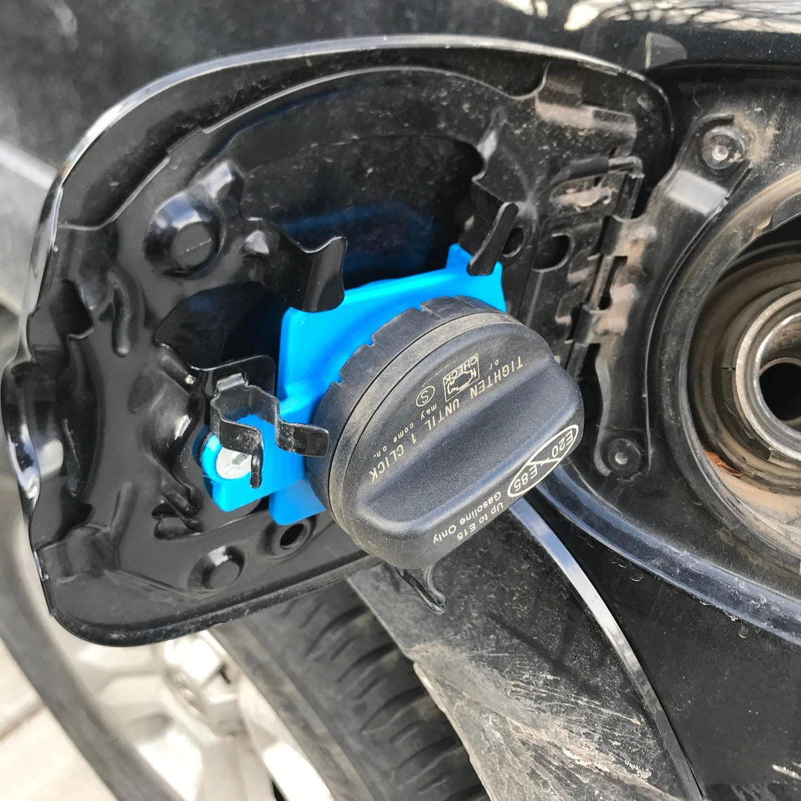 Threaded Gas Holder For 4Runner (2010-2024) — 4Runner Lifestyle