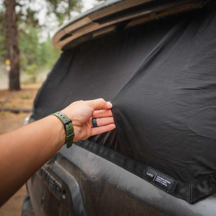 Luno Trunk Window Screen