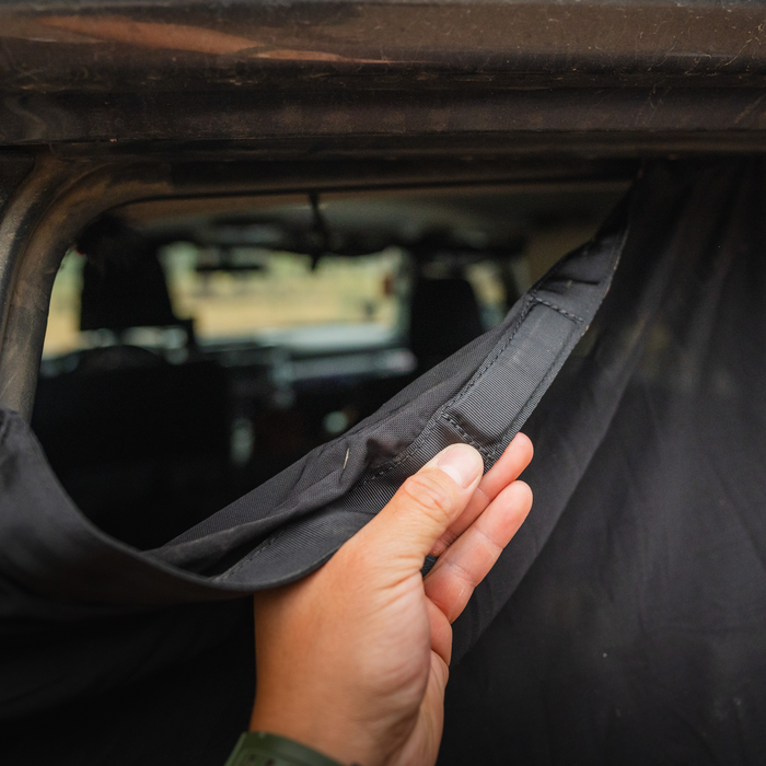 Luno Trunk Window Screen