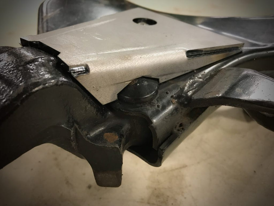 SRQ Fab Lower Control Arm Reinforcement (LCAR) For 4Runner (1996-2002)