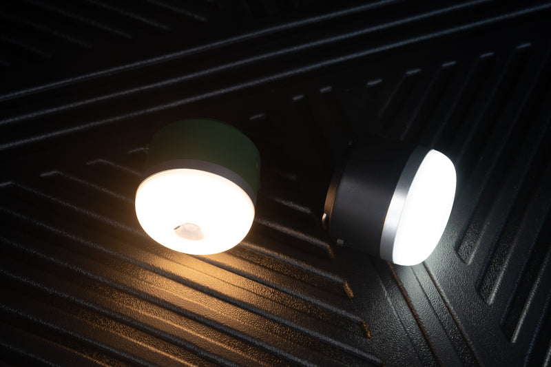 Multipurpose Magnetic Flash Light / Power Bank