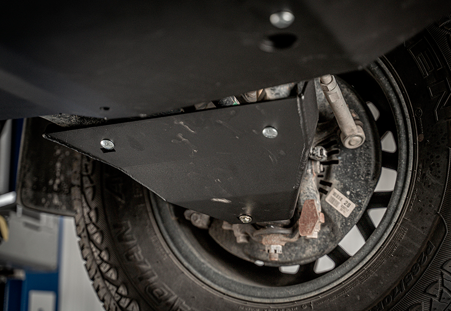 Cali Raised Lower Control Arm Skid Plate For 4Runner (2010-2024)