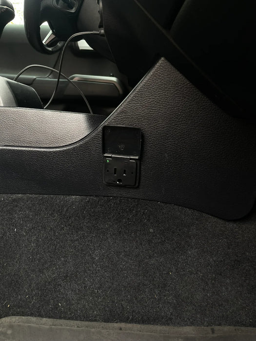 Guild Outfitters Interior Outlet Upgrade Kit For 4Runner (2010-2024)