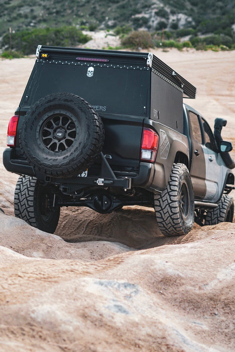 RIG'd UltraSwing™ Multi-Fit Spare Tire Hitch Mount