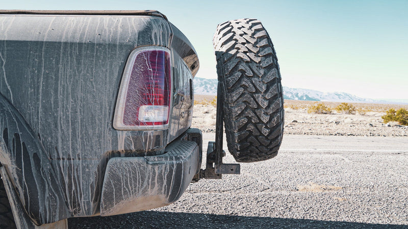 RIG'd UltraSwing® Mega-Fit Spare Tire Hitch Mount