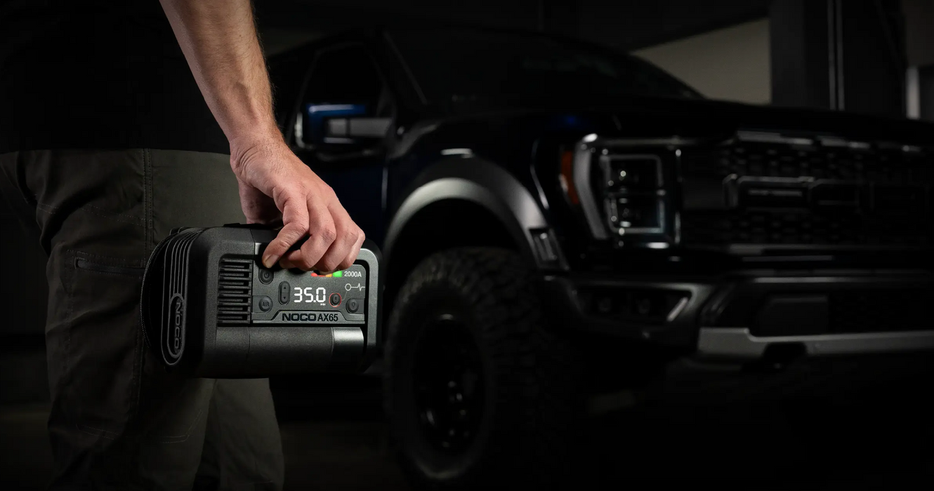 Noco AX65 2000A Boost Air Jump Starter and 67LPM 100PSI Air Compressor