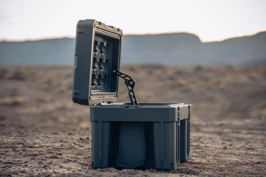 Drx Box Rugged Roam Adventure Co 76L Rugged Case — 4Runner Lifestyle