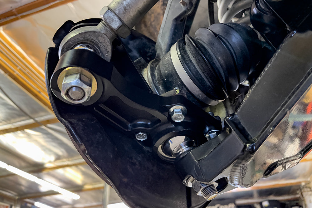 Total Chaos Lower Uniball Conversion W/TC Heim Steering for 4Runner (1996-2002)