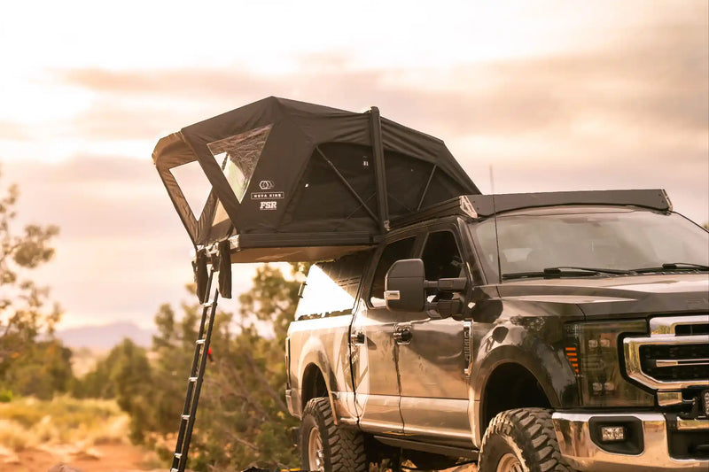 Freespirit RecreationNova King Rooftop Tent