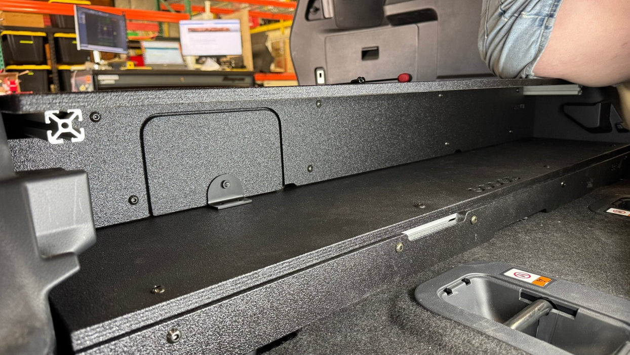 Goose Gear Hybrid Explore Series Rear Plate System For 4Runner (2025-Current)