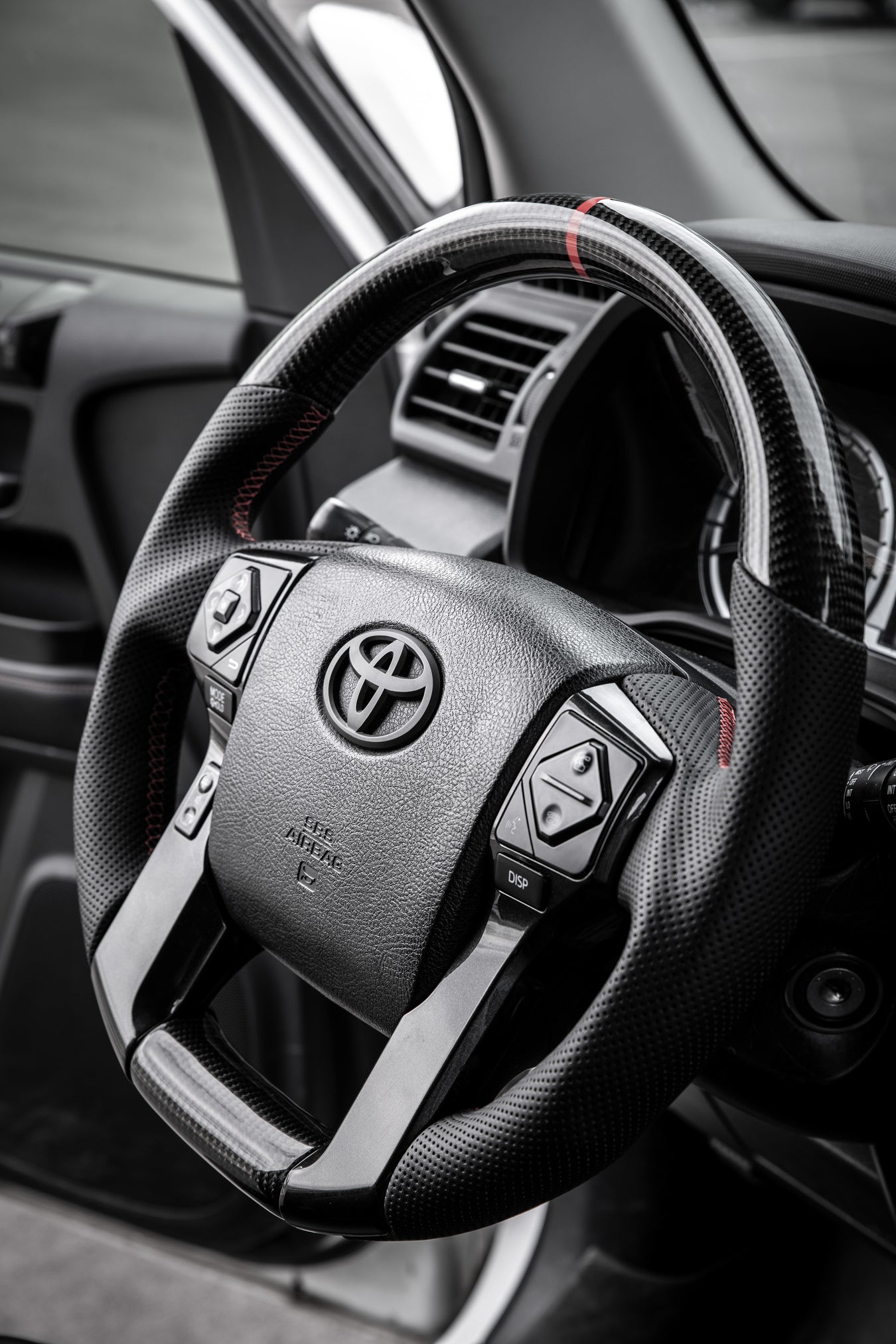 Toyota 4Runner Steering Wheels (1996-2026)