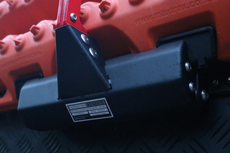 Expedition Essentials Recovery Board Mount For Maxtrax MKII