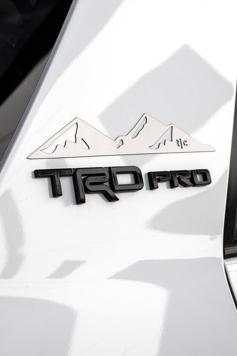 Tactilian Universal Mountain Range Magnet