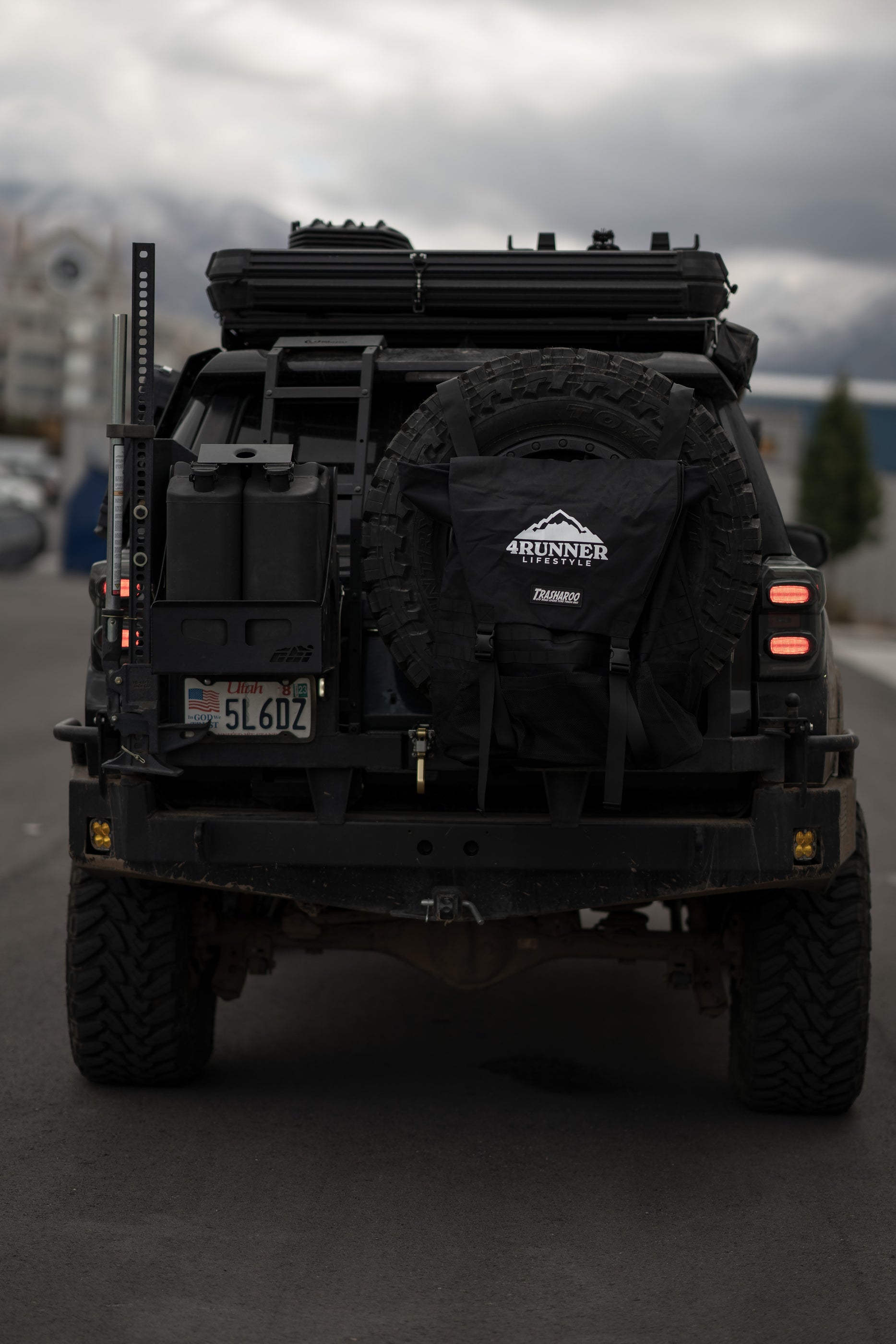 Trasharoo Spare Tire Trash Bag Black — 4Runner Lifestyle
