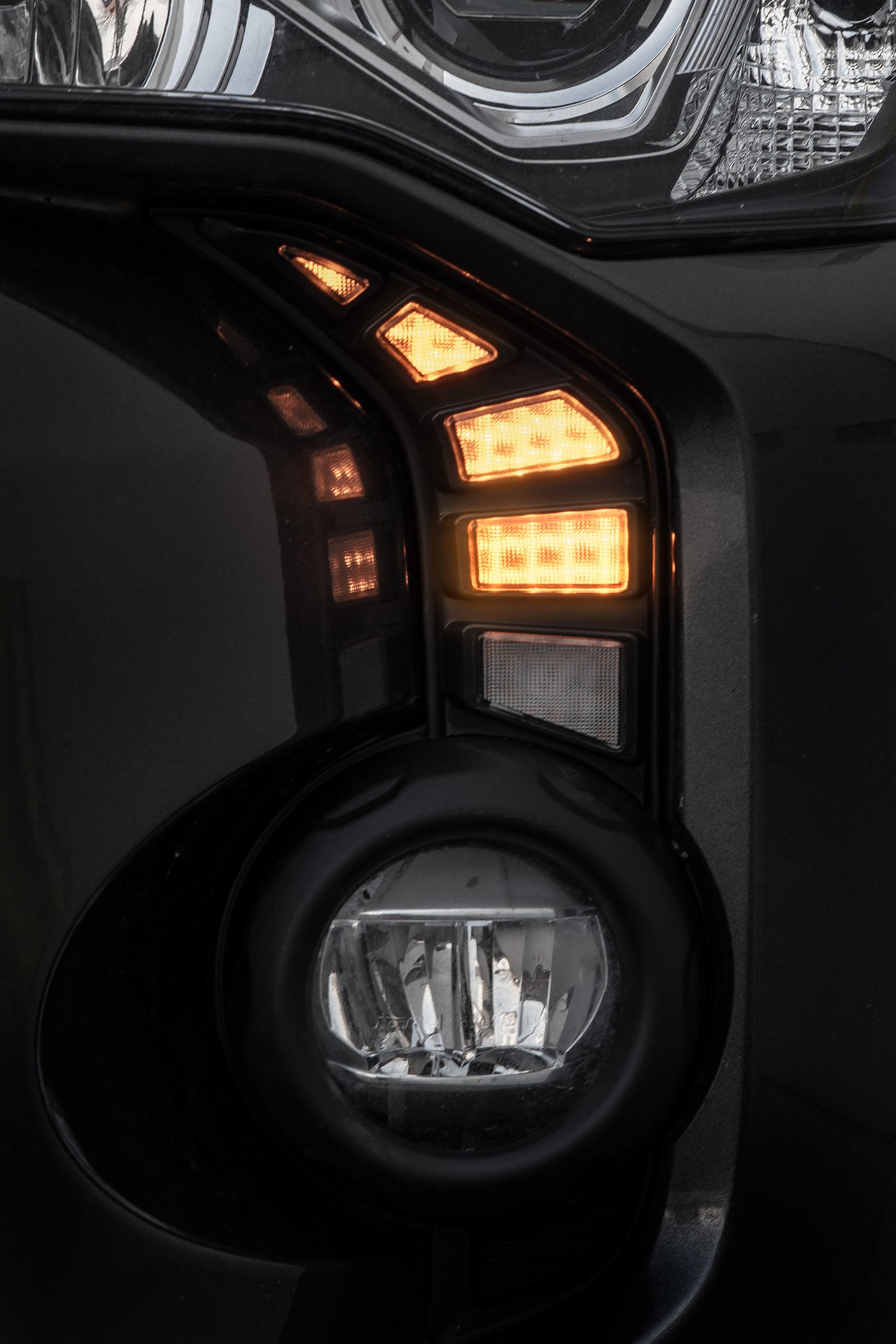 thumbnail image 2 of US Ship For Toyota 4Runner 2014-2024 Fang Lights Spot Driving Lamp DRL LED Pair 2 of 4